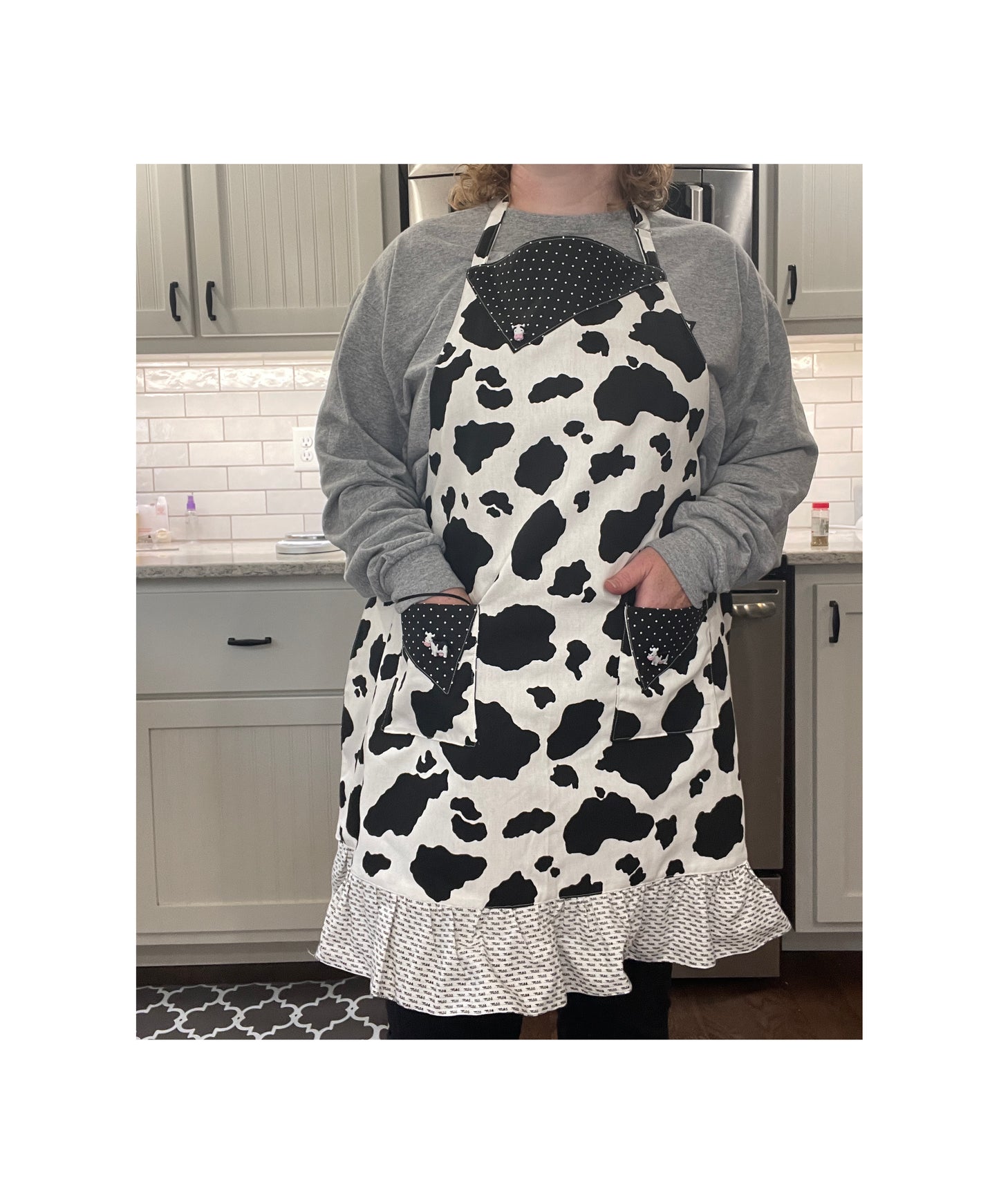 MOOOVE over Ruffled Apron