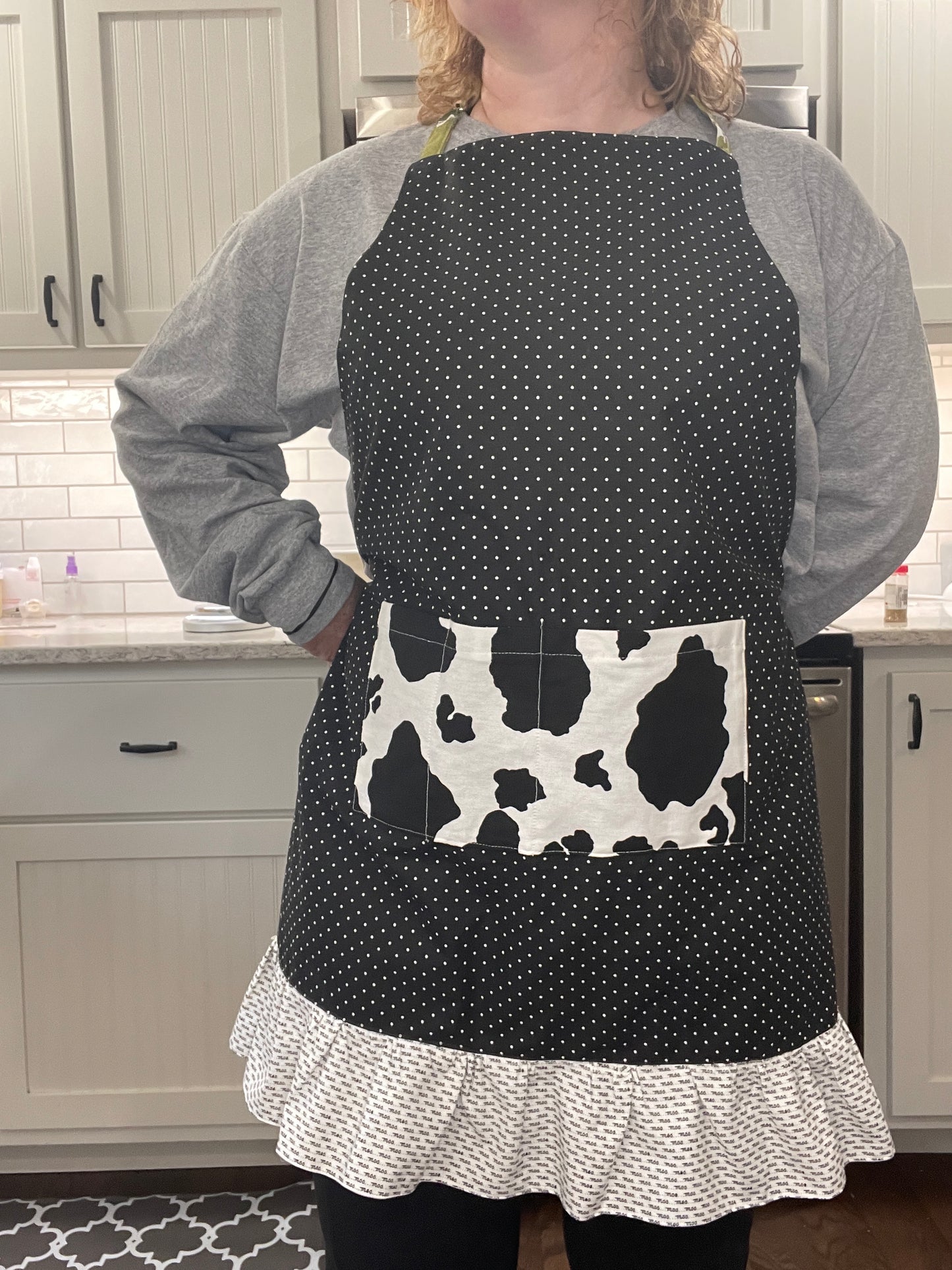 Pasture Suppertime Ruffled Apron
